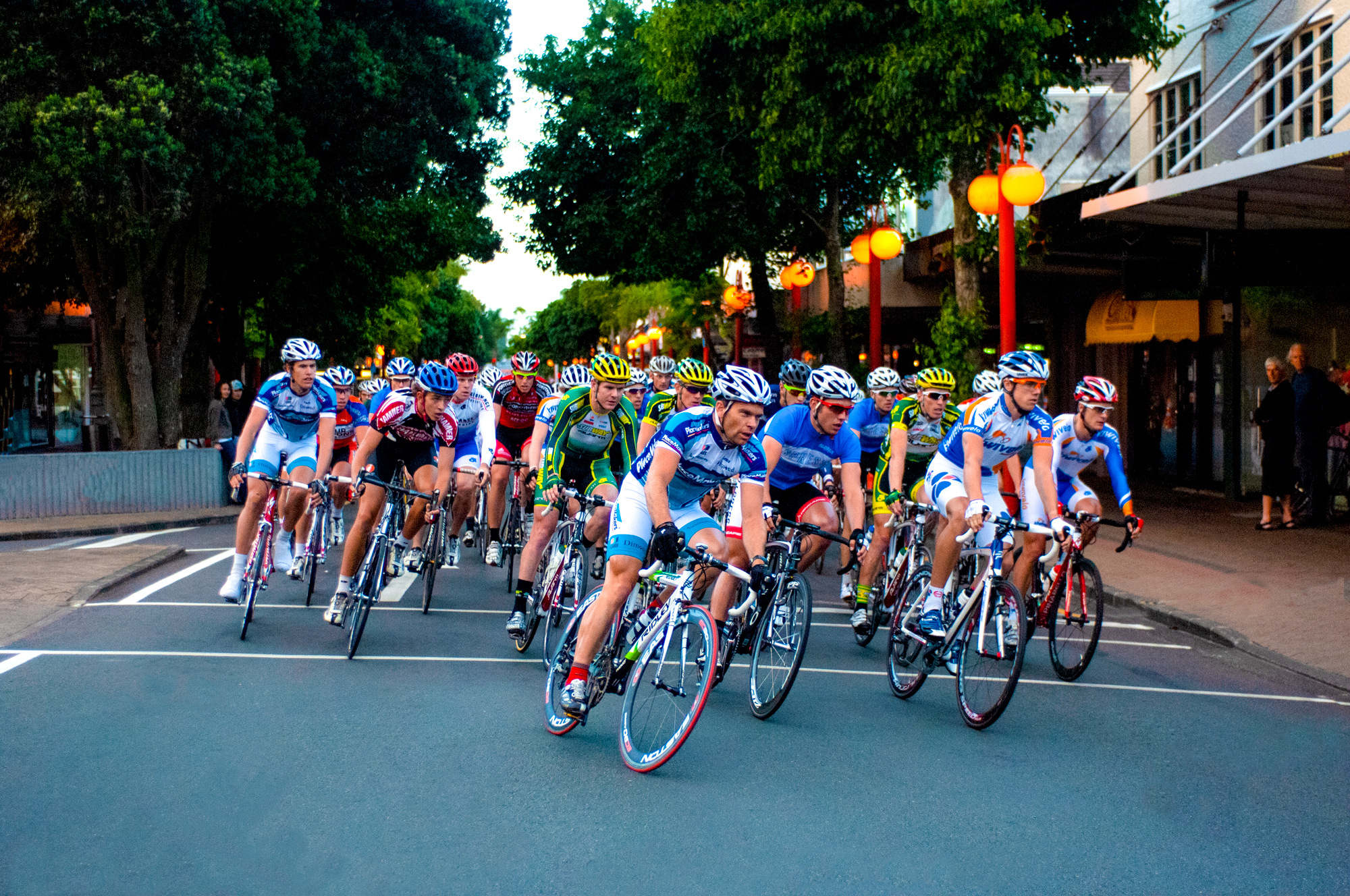 _RCW7998-Racing-In-The-Streetron winter of fabulous teeth @ seaside dental laboratory & clinic Takapuna Auckland New Zealand.jpg