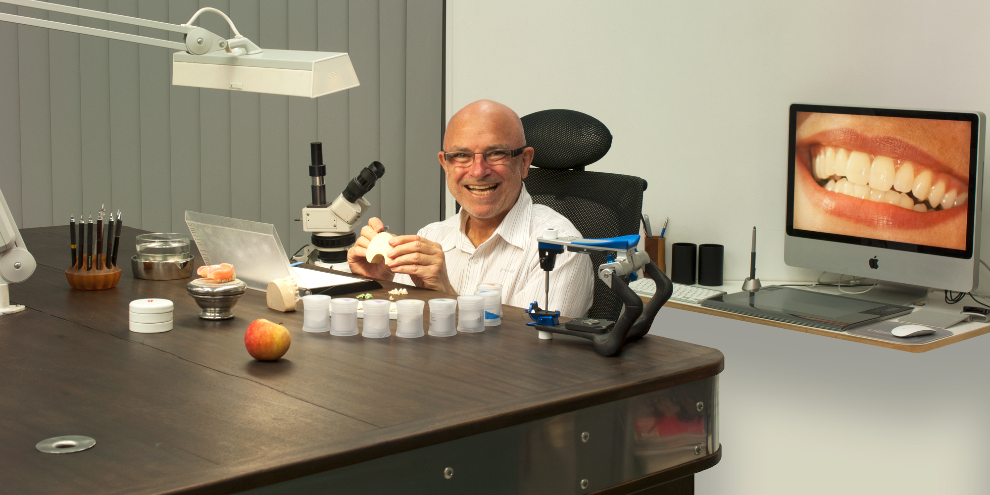 _RCW3177-me-done-Ponsonby-V2 by Ron Winter of Fabulous Teeth @ Seaside Dental Lab oratory & Clinic.jpg